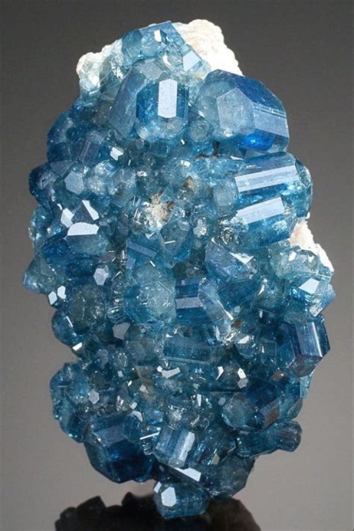Is phosphorus a mineral?
